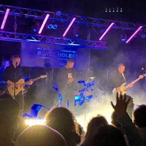 concert groupe black holes
